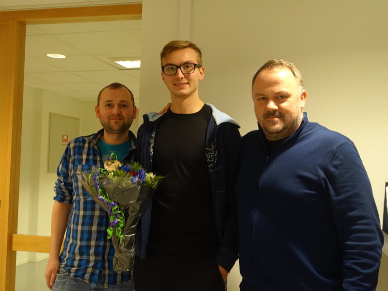 Tor Magnus Skorgens med fagleg leiar William Breivik Og Dagleg Leiar Sveinung Hellem